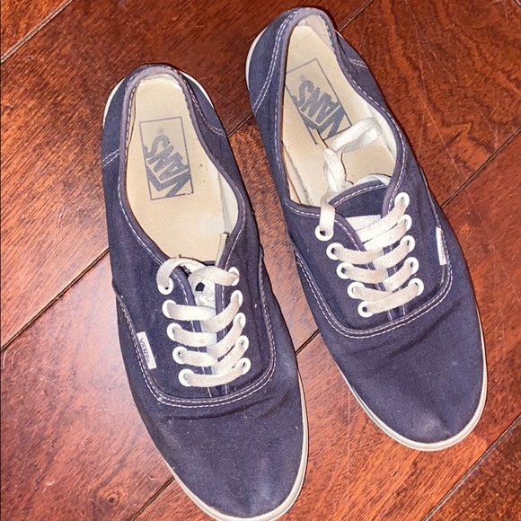 navy blue vans womens
